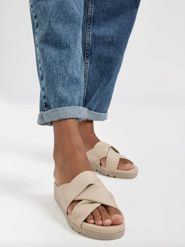 Hot 5th Avenue Ciabatta aperta dietro Beige