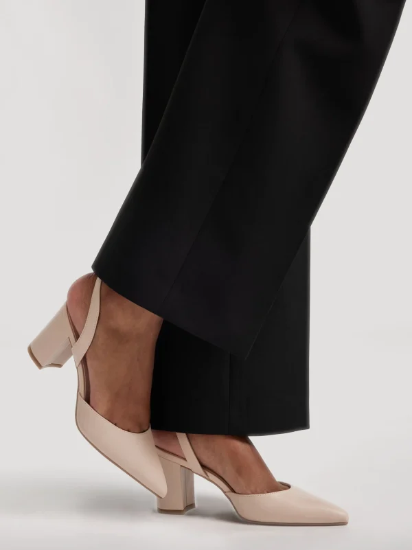 Shop Graceland Décolleté Nude